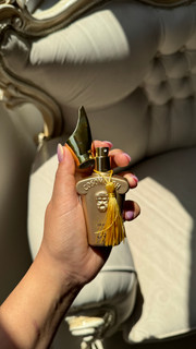 ادکلن لیرا کازموراتی ۲۵ میل برند ویکینگ با ماندگاری بالا